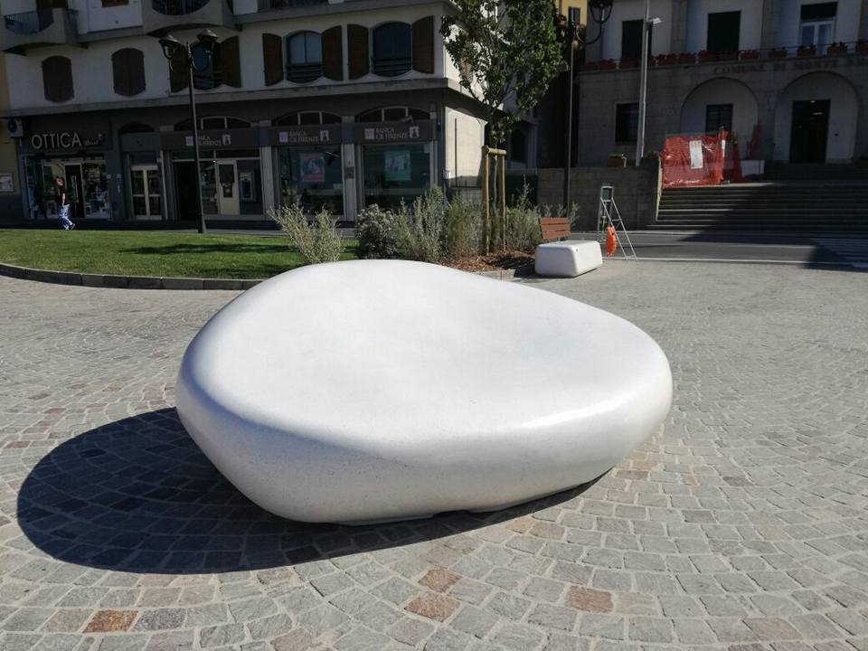 Wolke Bank aus Beton